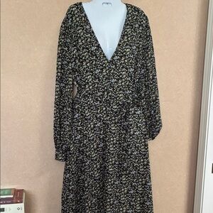 Missguided Black and Blue Floral Long Sleeve Dress